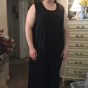 Black maxi jumper dress